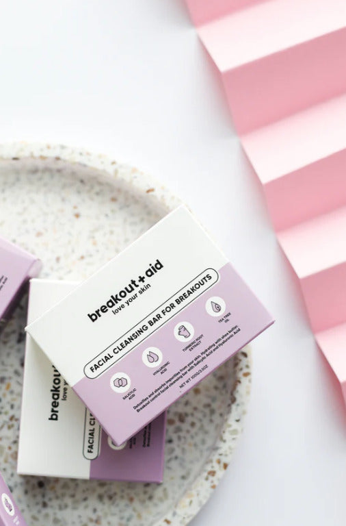 Breakout & Aid: Facial cleansing bar for breakouts