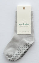 Woolbabe: Merino & Organic Cotton Sleepy Socks - Pebble (3-12 Months)