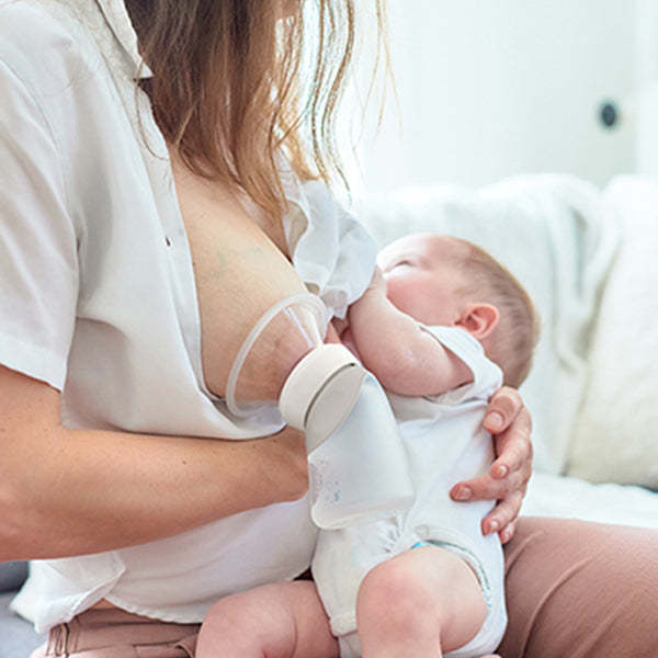 Marcus & Marcus: Silicone Angled Feeding Bottle and Breast Pump - Mint