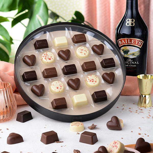 Baileys: Opera Box Chocolates (227g)