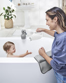 Skip Hop: Moby Waterfall Bath Rinser - White