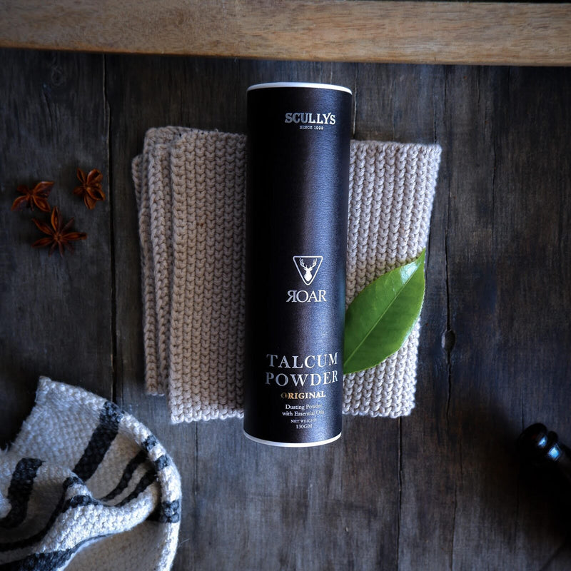 Scullys: Men's Talcum Powder - Original Green Tea Fragrance