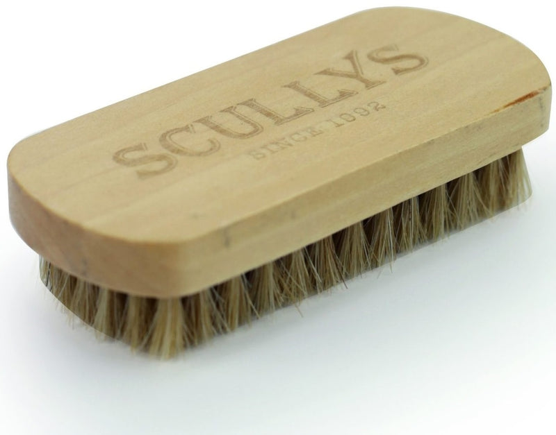 Scullys: Wooden Nail Brush