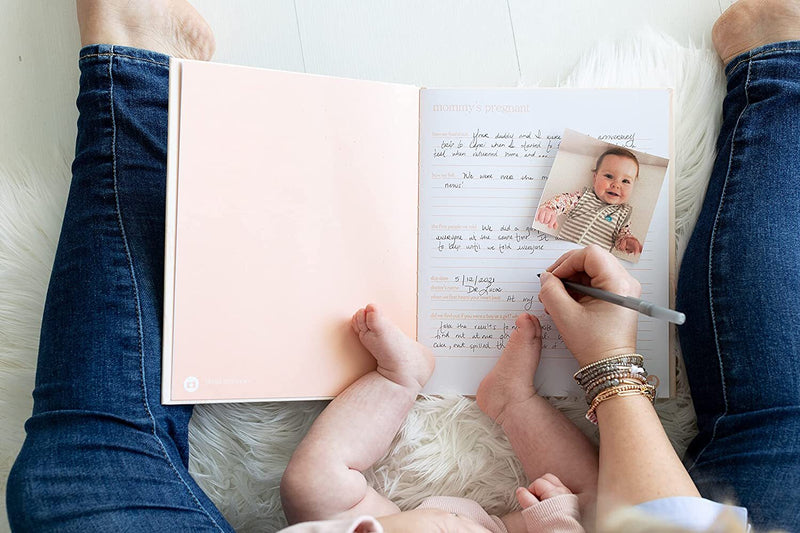 Pearhead: Rainbow Baby Book - Blush