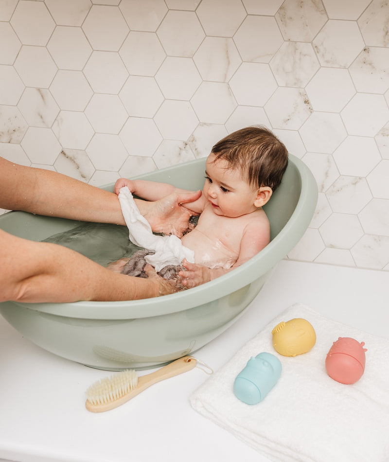 Bubble: Baby Bath with Newborn Support Insert - Sage