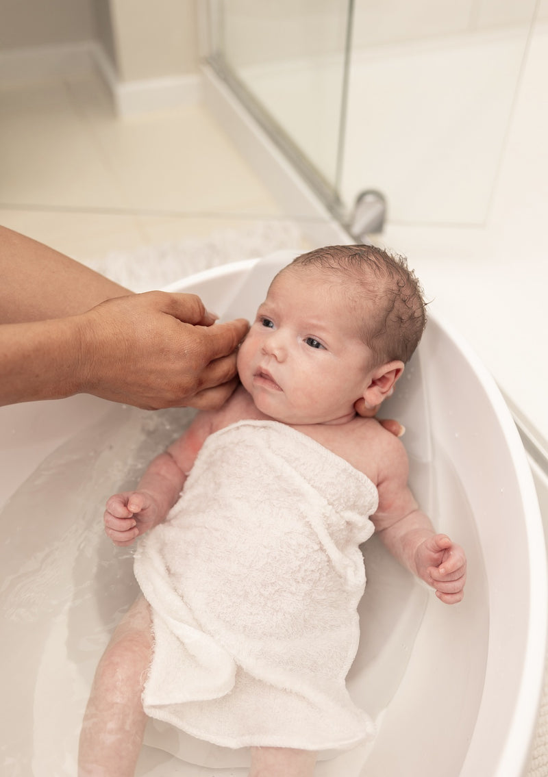 Bubble: Baby Bath with Newborn Support Insert - Taupe