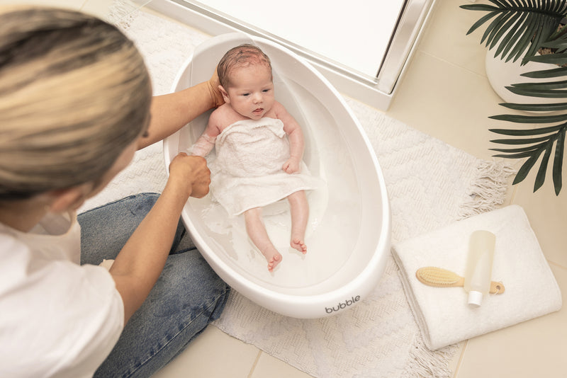 Bubble: Baby Bath with Newborn Support Insert - White