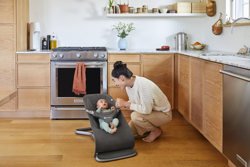 Ergobaby: Evolve 3 in 1 Bouncer - Charcoal Grey