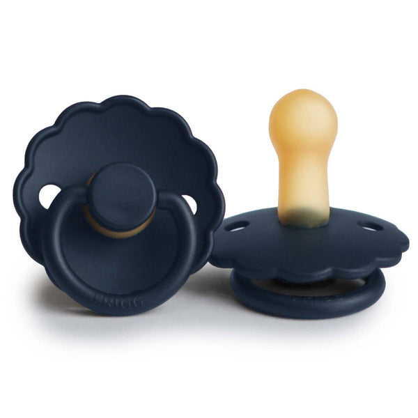 Frigg: Daisy Latex Pacifier 2 Pack - Dark Navy (6-18 months)