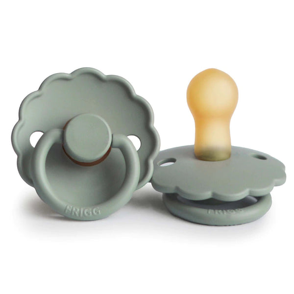 Frigg: Daisy Latex Pacifier 2 Pack - Sage (6-18 months)