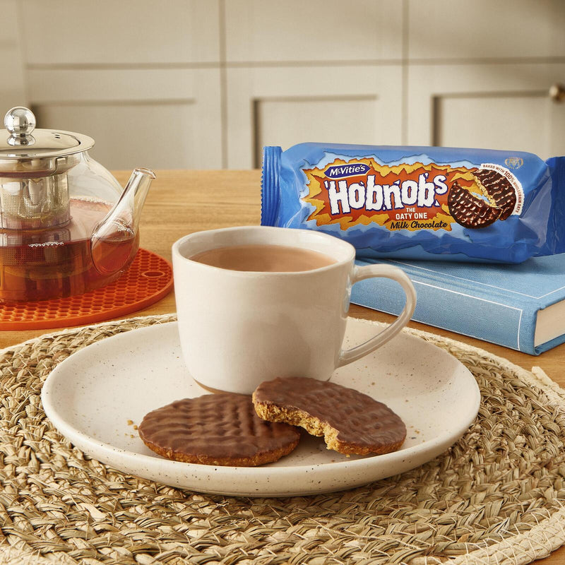 McVities Hobnobs Milk Chocolate Biscuits 262g